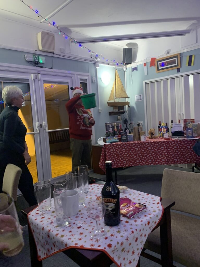 Christmas Draw + Mince Pies + 'Strings Ahoy' - 13 December 2022